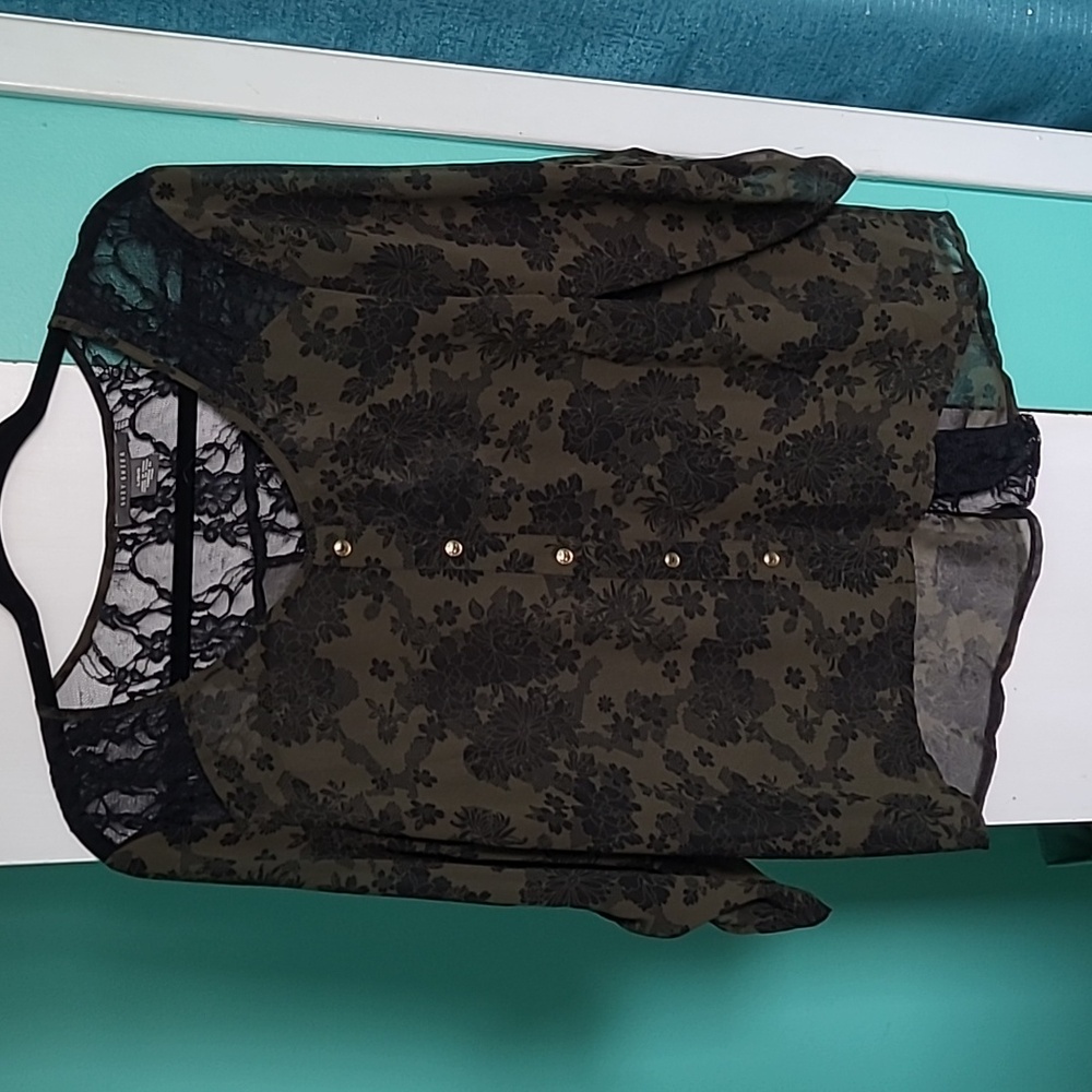 Sheer top from Suzy Shier